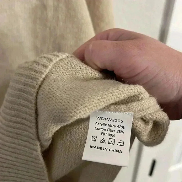 NWT Cream Sweater With Buttons - Picture 4 of 5